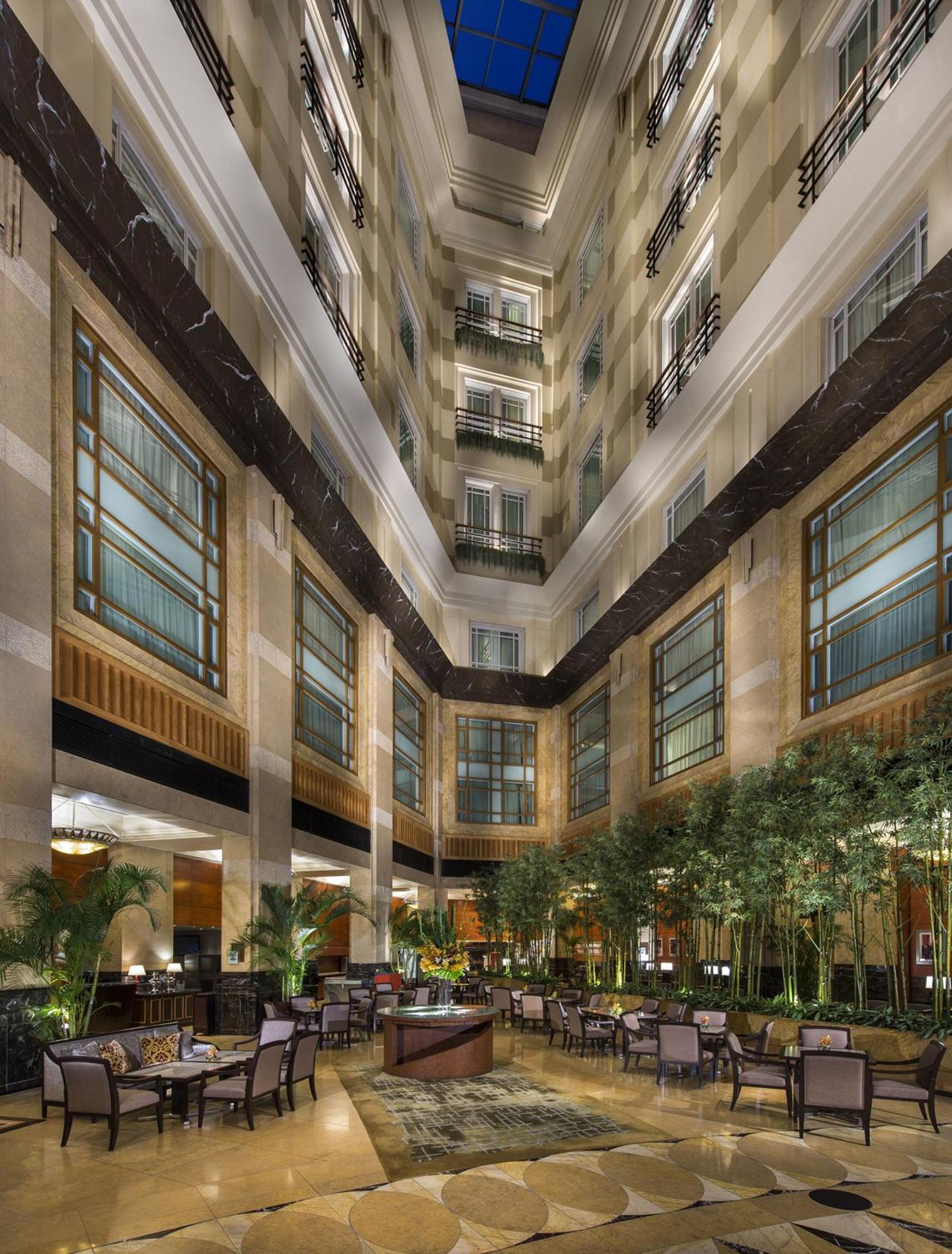 Taste the Good Life Package - Quay Room Twin with Complimentary Breakfast and $100 SGD net flexible Dining Credits per stay