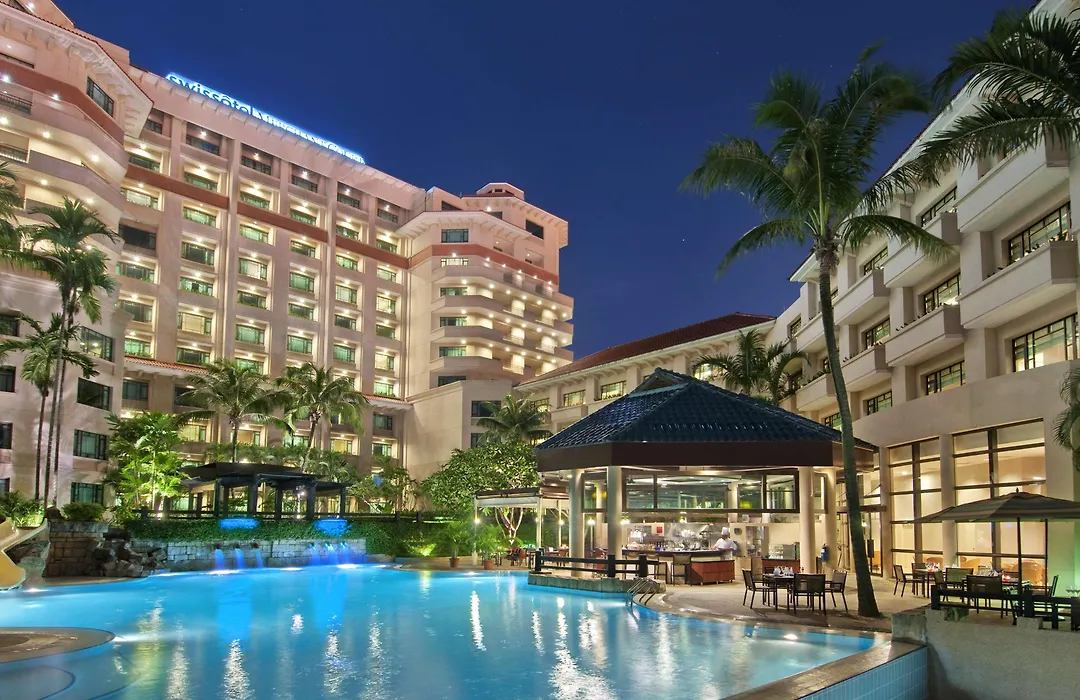 Paradox Singapore-1